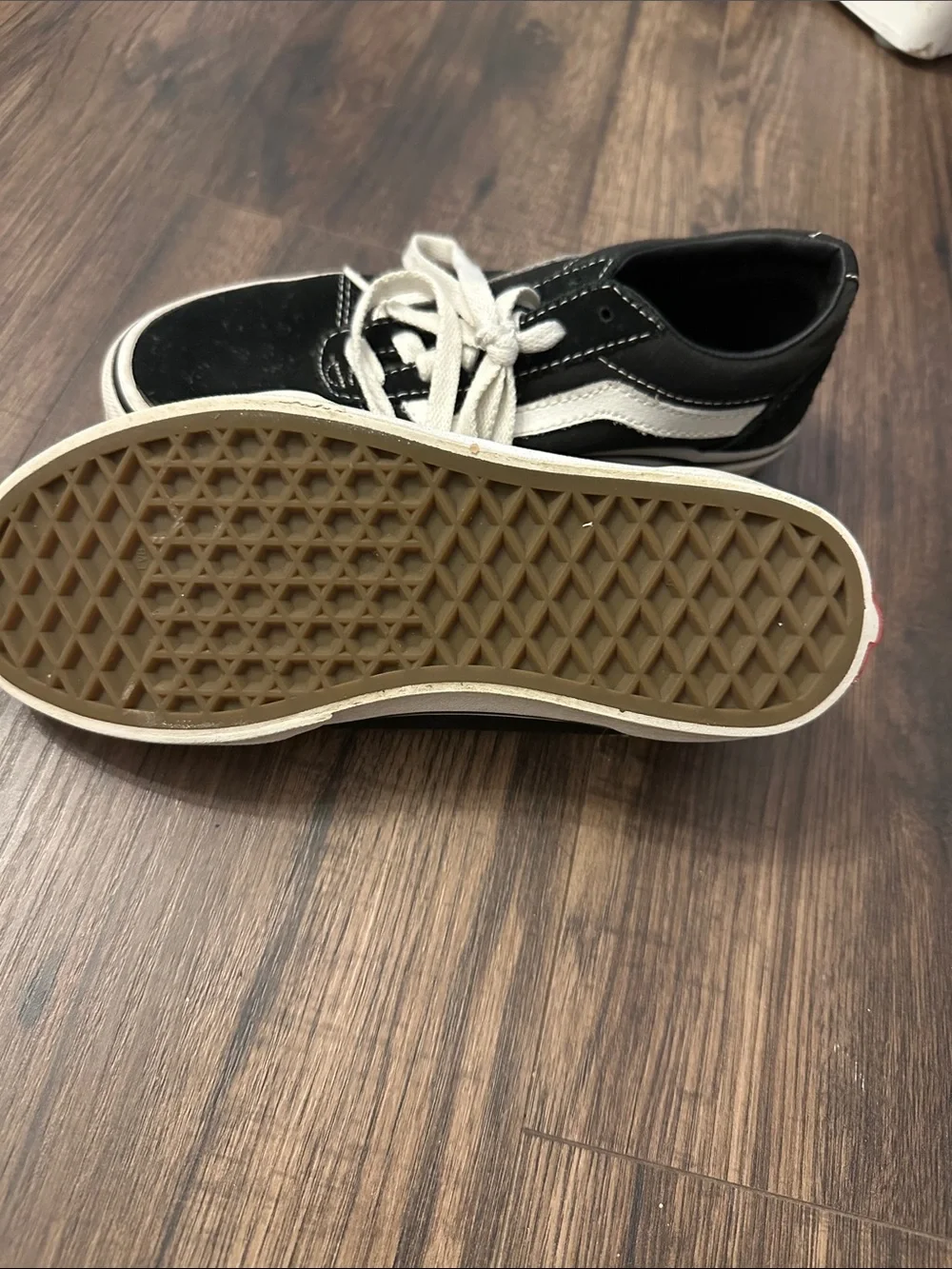 Vans Kids Black & White Low-Top Skate Sneakers